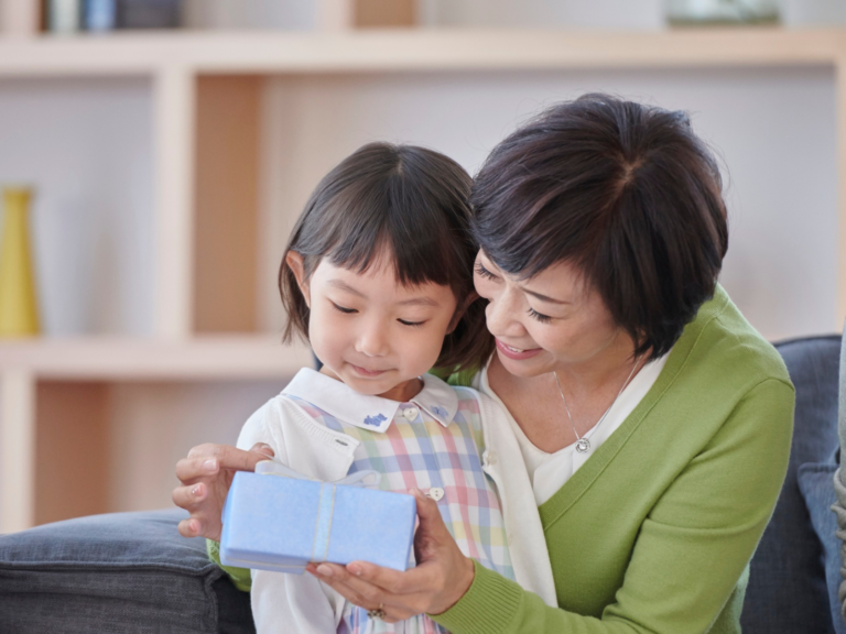 5 presentförslag till ditt barnbarn!